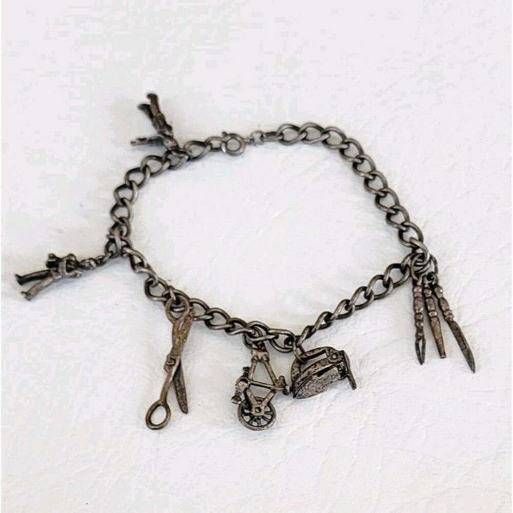 ANTIQUE STERLING SILVER CHARM BRACELET 2 ARTICULATED 6 CHARMS  7.5" 15.91 GRAMS